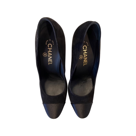 Chanel black suede & Satin Heels: LIKE NEW - Picture 4 of 7
